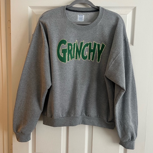 Gildan Tops - NEW Gildan Gray Grinchy Sweatshirt Large